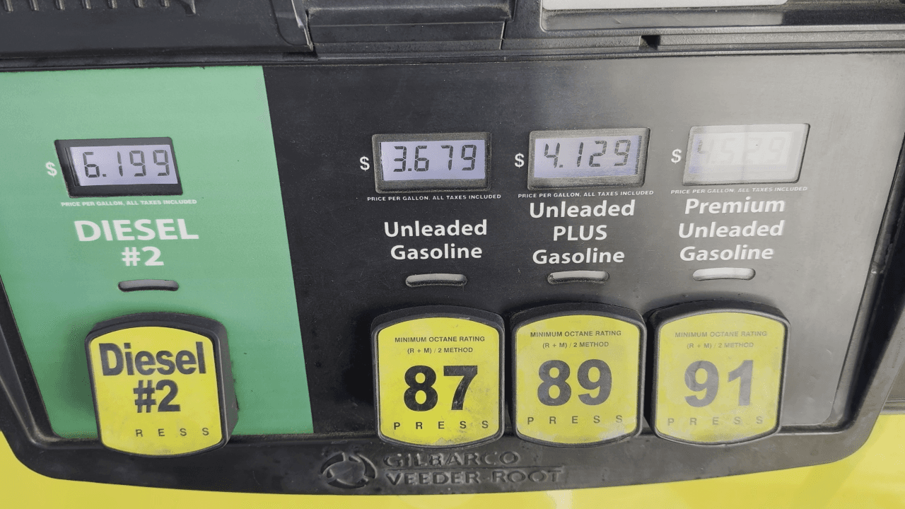 Arkansas Gas Prices Drop as Seasonal Demand Slows, AAA Reports