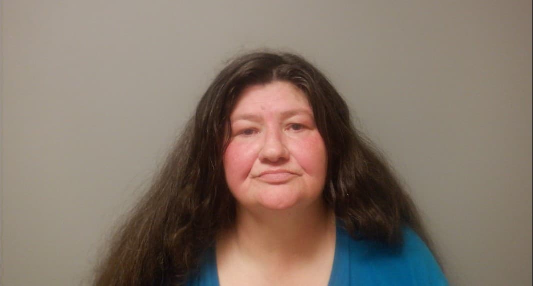 Jonesboro Woman Accused of Threatening Boyfriend With Box Cutter