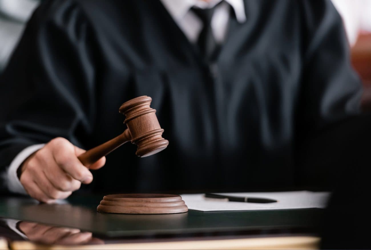 Two Former Forrest City Prison Officers Sentenced in Bribery Cases