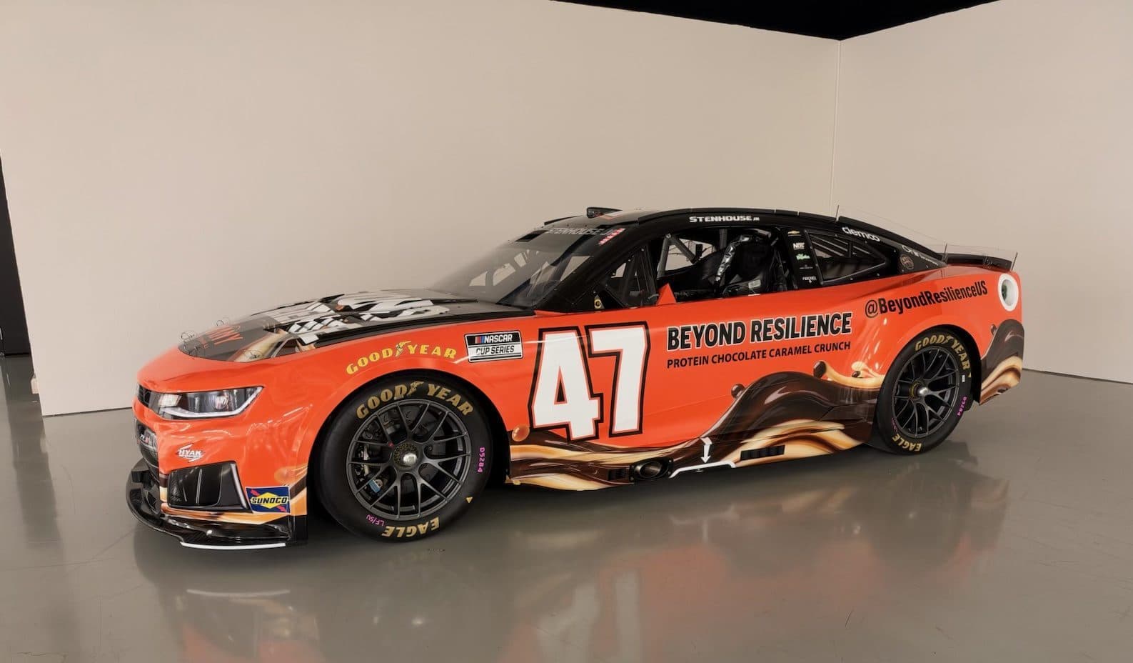 Beyond Resilience Snack Brand Joins NASCAR with Ricky Stenhouse Jr.