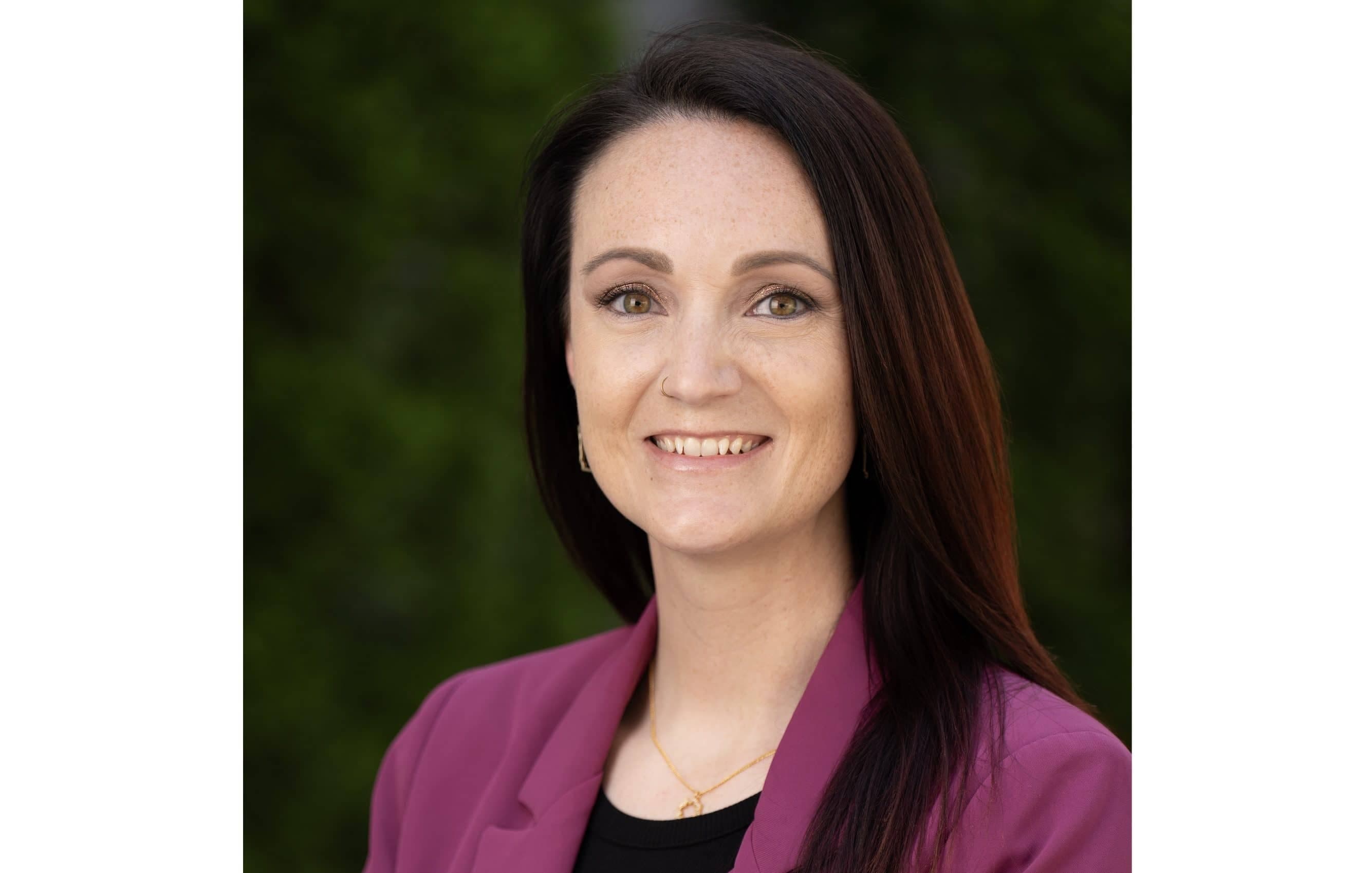 Batesville Community Leader Completes Prestigious Development Training