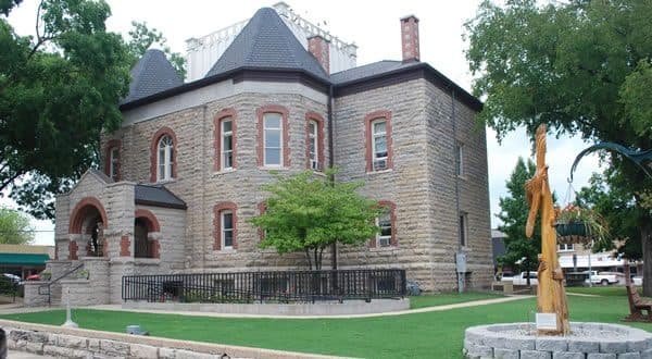 Marion County Quorum Court Advances Bridge Repairs, Community Center Improvements