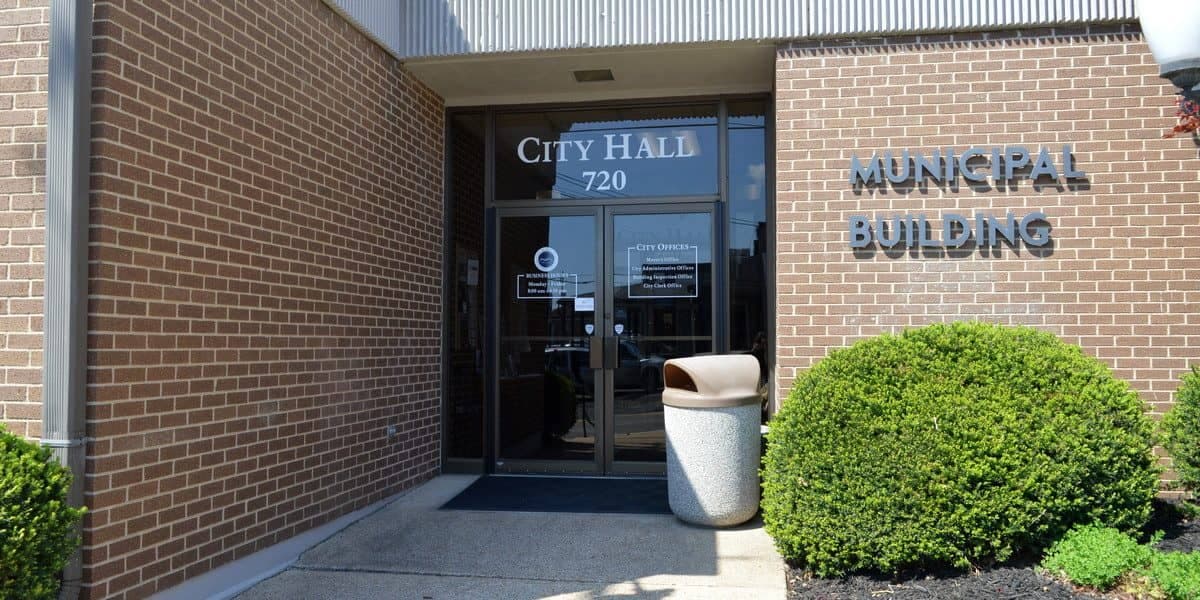 Mountain Home City Council Backs Hospital Foundation’s Grant Application