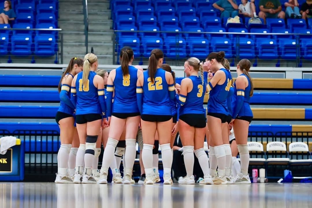 Mountain Home Volleyball Teams Dominate at Batesville