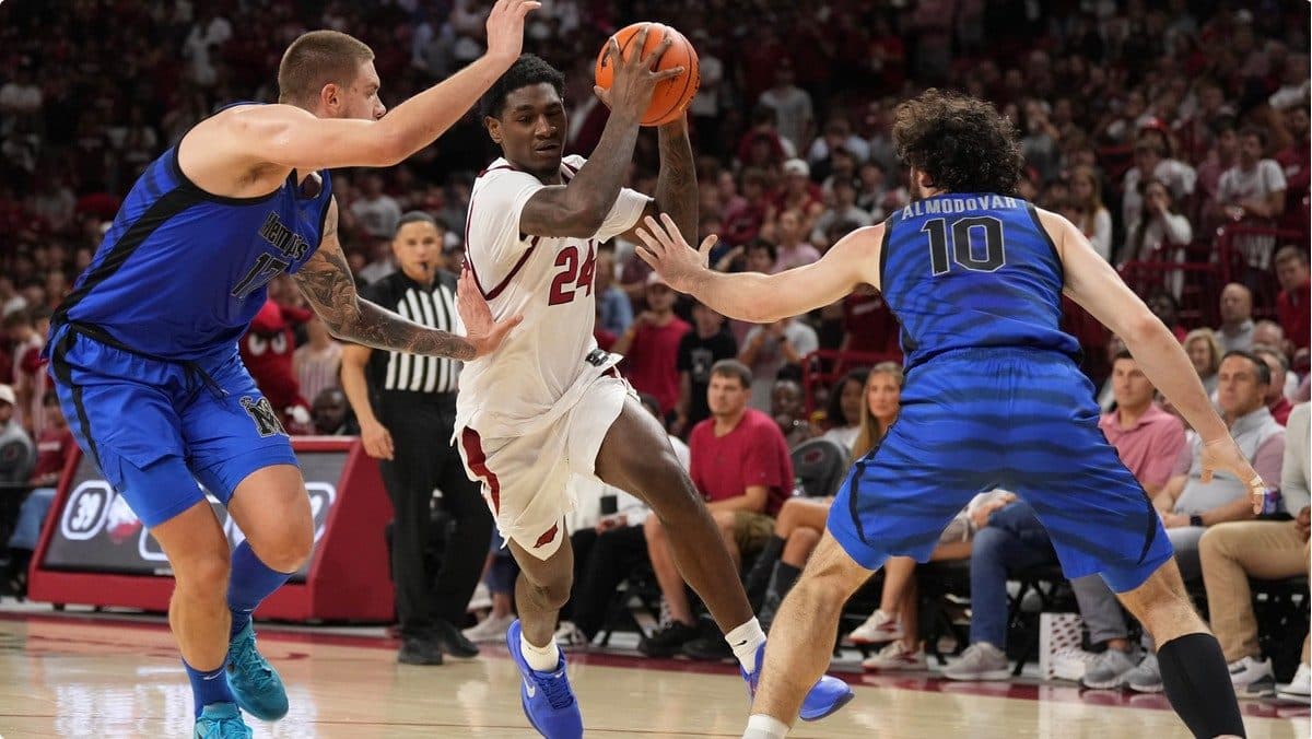 Arkansas Defeats Memphis in Bud Walton Exhibition Game